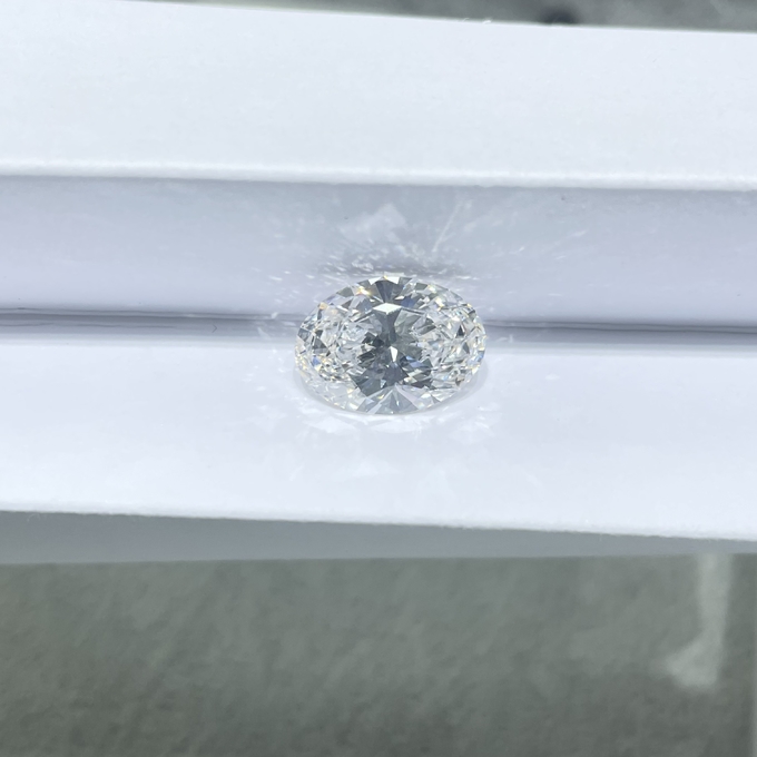 IGI Certified Lab Created White Diamonds Oval Brilliant Cut White DEF VS-VVS Clarity