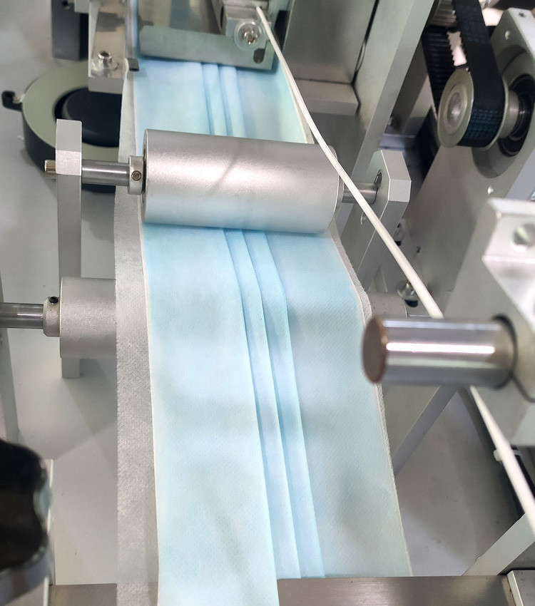 8 Servo 3 Ply Face Mask Making Machine 1200KG single piece molding