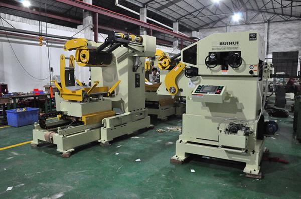 Metal Parts Stamping Automatic Feeding Equipment / Feeder Car Alarms Sheet