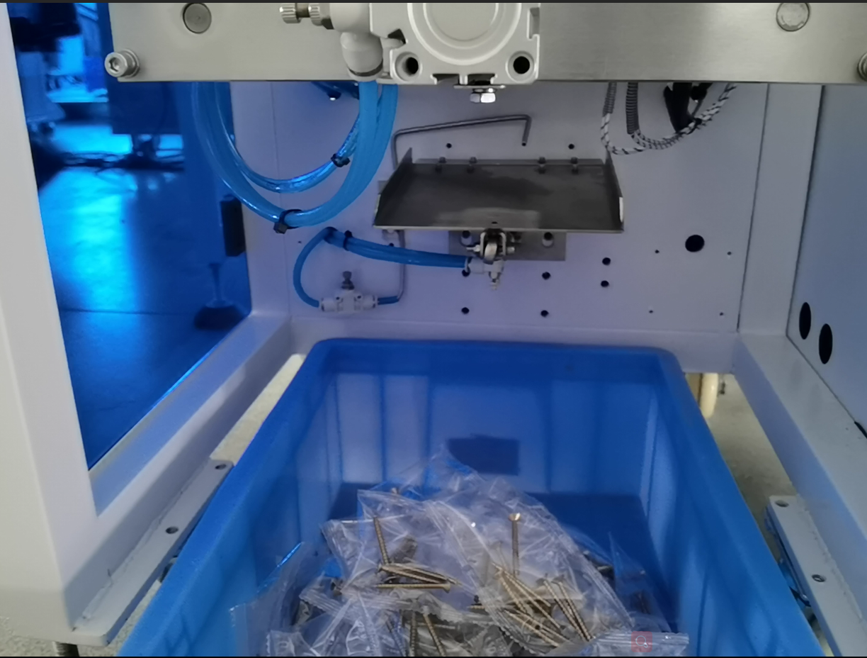 Plastic Pouch Screw Packaging Machine Sealing Machine With Weighing And Selecting