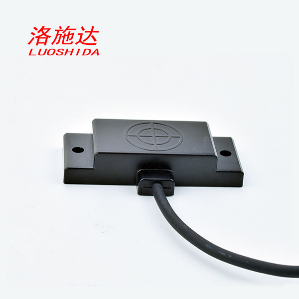 Buy cheap 3 Wire 10-30V Capacitive Prox Sensor from wholesalers