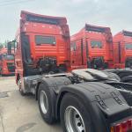 371hp 375hp New Tractor Trailer Sinotruk Howo 6x4 10 Wheels
