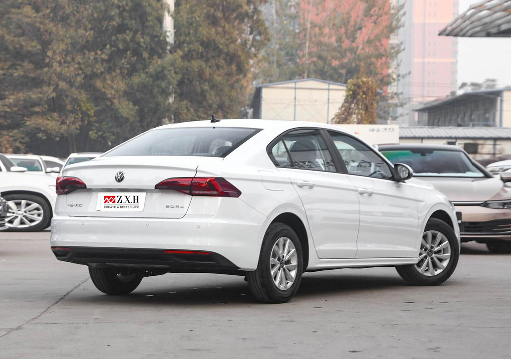 2022 New Car 4 Wheels High Performance Bora 2021 1.5L manual fashion Zhilian version For Adult Car For Family Use