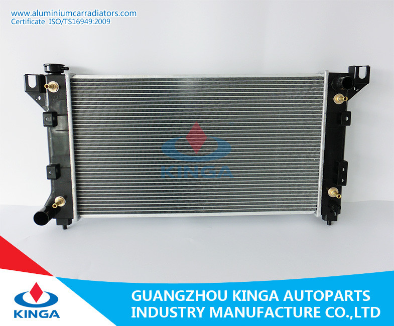 OEM 4682587 / 4682587AB Car Radiator For CARAVAN 2.4L 1996-2000 / VOYAGER 2.4L 1996-2000