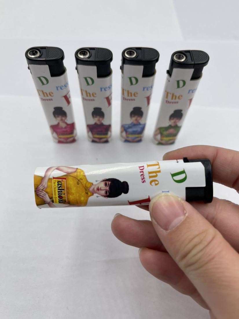 Slim Cigarette Windproof Lighter Cigarette Disposable Refillable Gas Butane Windproof Gas Lighters