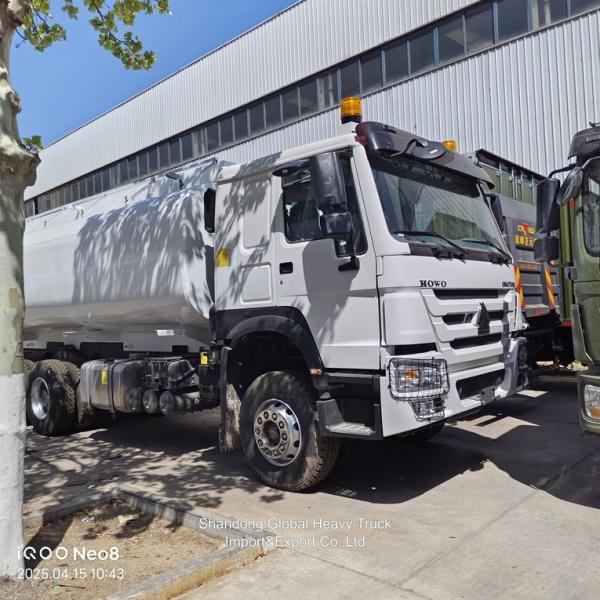 Buy cheap New Design Vehicle 3 Axle 40000liters Fuel Oil Petrol Tanker Transport Truck from wholesalers