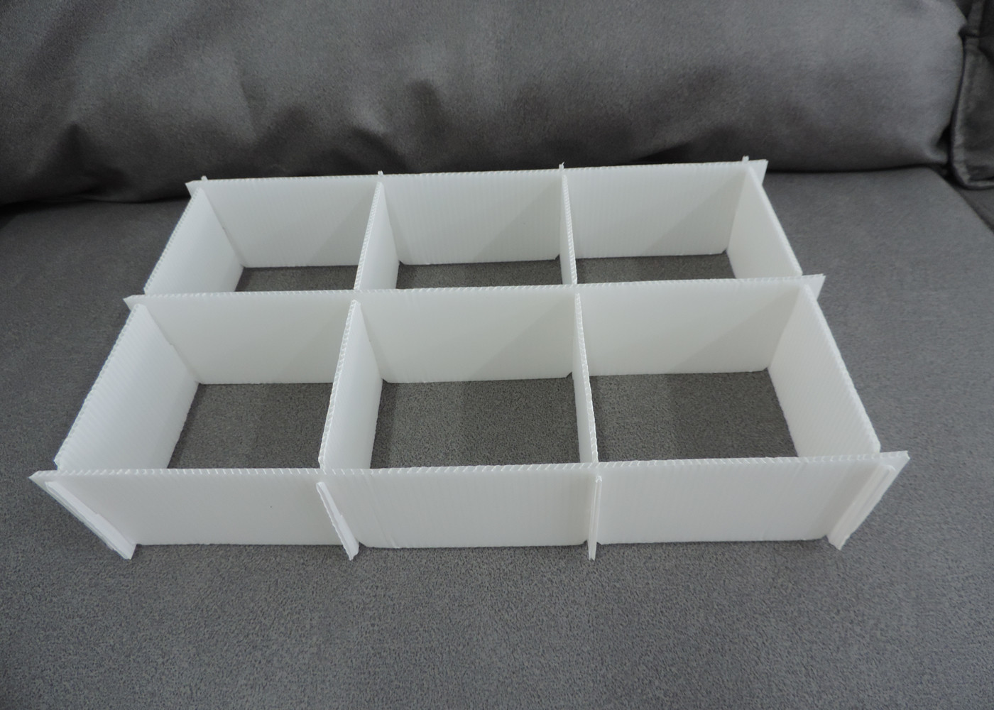 High Strength Super Light Corrugated Plastic Tray Dividers