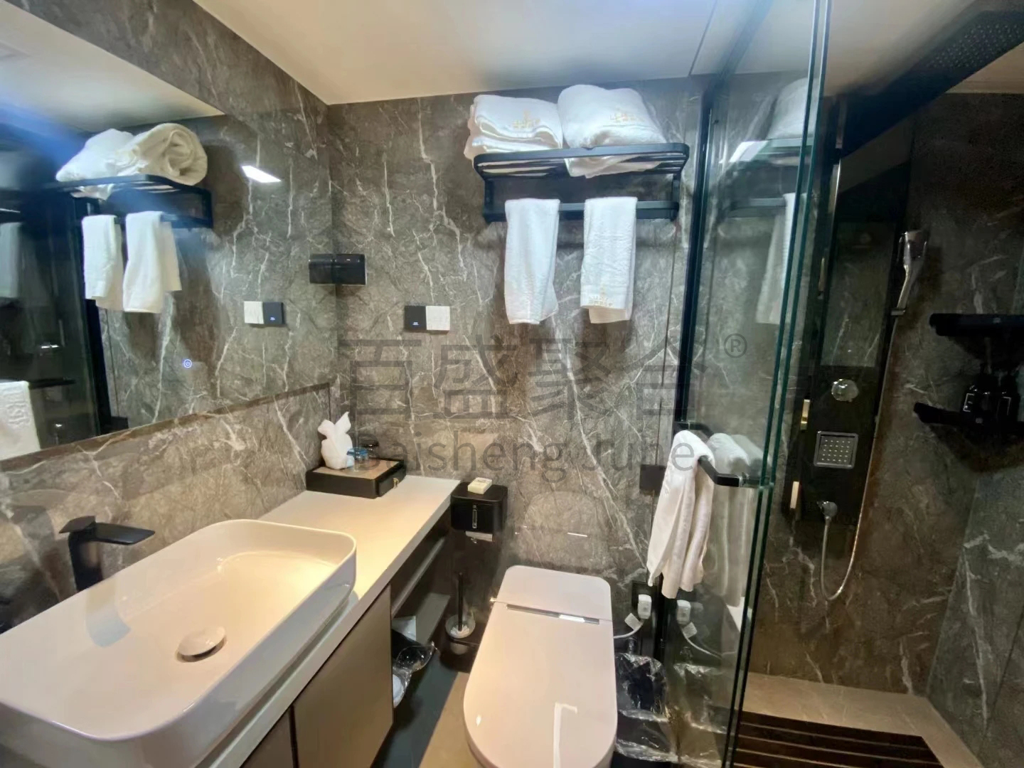 Villa Container Houses Customized Double Glazing Glass Mobile Space Capsule Cabin Hotel