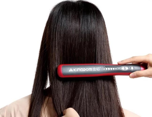333 * 105 * 63 Mm Hair Dryer Brush Straightener , 33w Portable Ionic Hair Brush