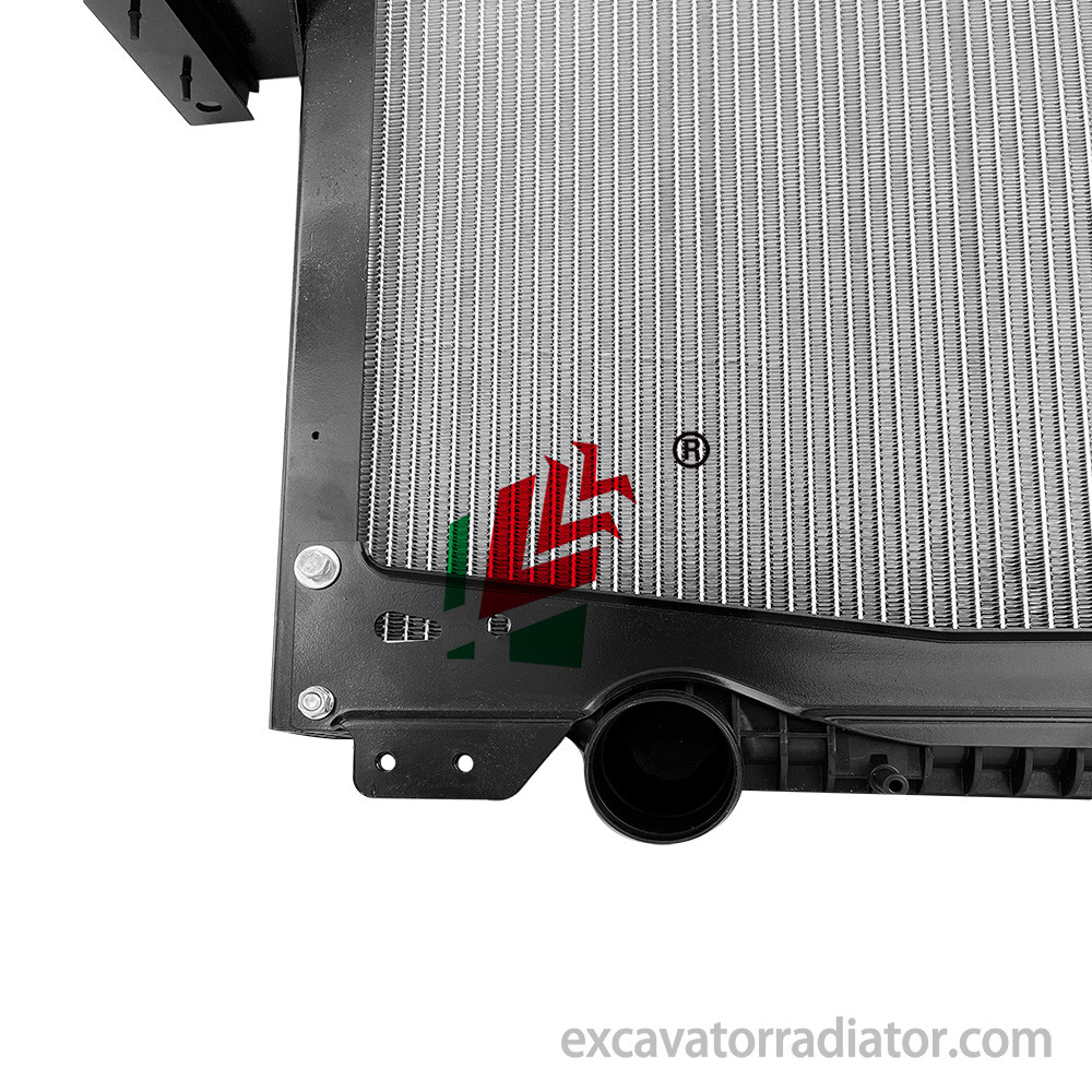 heavy truck radiator Cooling Radiator 21649619 85020561 100310845 22374733 For Trucks