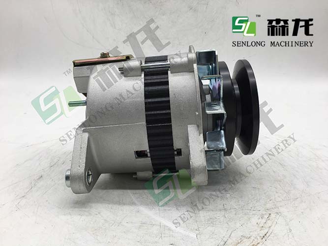 24V 30A CW Alternator for Komatsu excavator PC60-5 PC60-6 4D95 Engine 600-821-3840 F674091 replacement parts