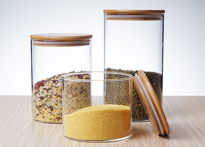 Airtight Glass Food Storage Jars Round Shape Customized Logo With Screw Wood Lid