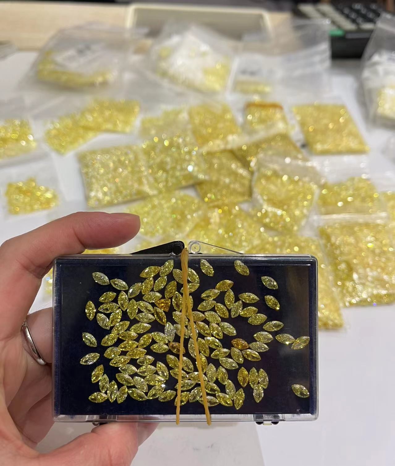 VVS-VS Lab Grown Melee Diamonds HPHT Yellow Lab Created Diamonds