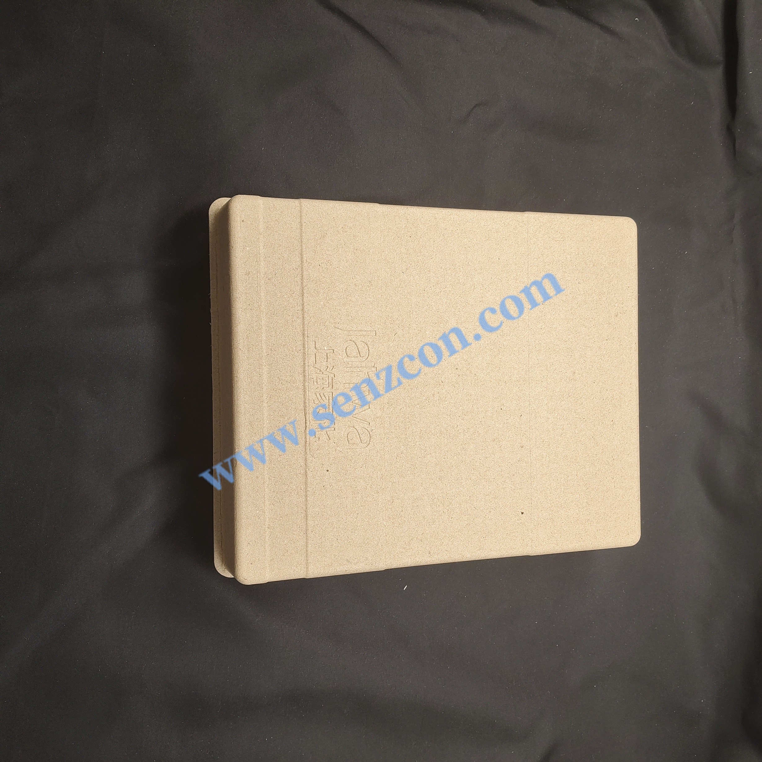 Customized pulp molded bases for daily chemical and household products, dry-pressed composite whole set of packaging with embossed LOGO. It is