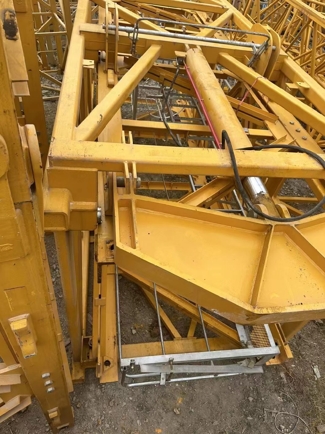 Used Zoomlion Tower Crane, Tower Crane Spare Parts for Sale