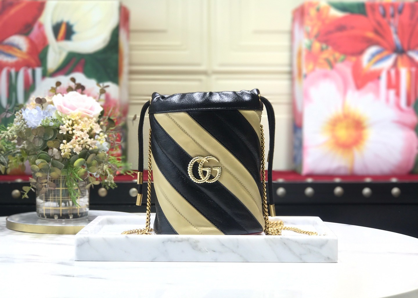 GG Marmont Mini Bucket Bag Authentic Cowhide Outside Two Splicing Colors