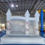 Wedding White Bounce House Commercial Pvc Inflatable bouncy castle With Slide