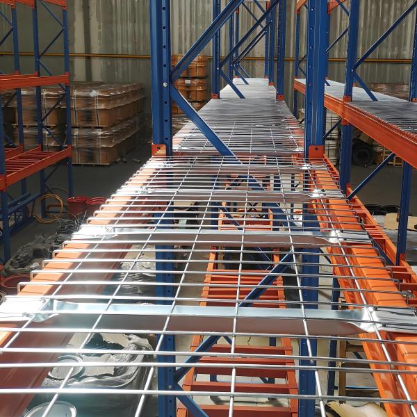 Flared Welded Galvanized Steel Metal Storage Steel Wire Mesh Decking Panels