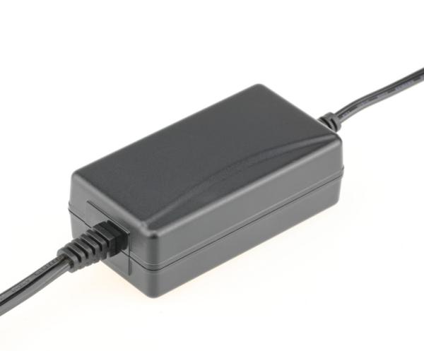 Quality High Efficiency 1.5m Cable Desktop Power Adapter Short Circuit Protection for sale