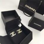 Logo Earrings in 18K Yellow Gold with Dropping Pearl Fashion Lady Jewelry Global