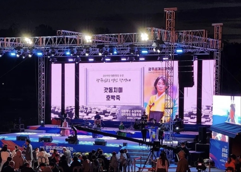 Video Wall Smd2121 Stage LED Outdoor Rental Screen LED Billboard 3 Years Warranty