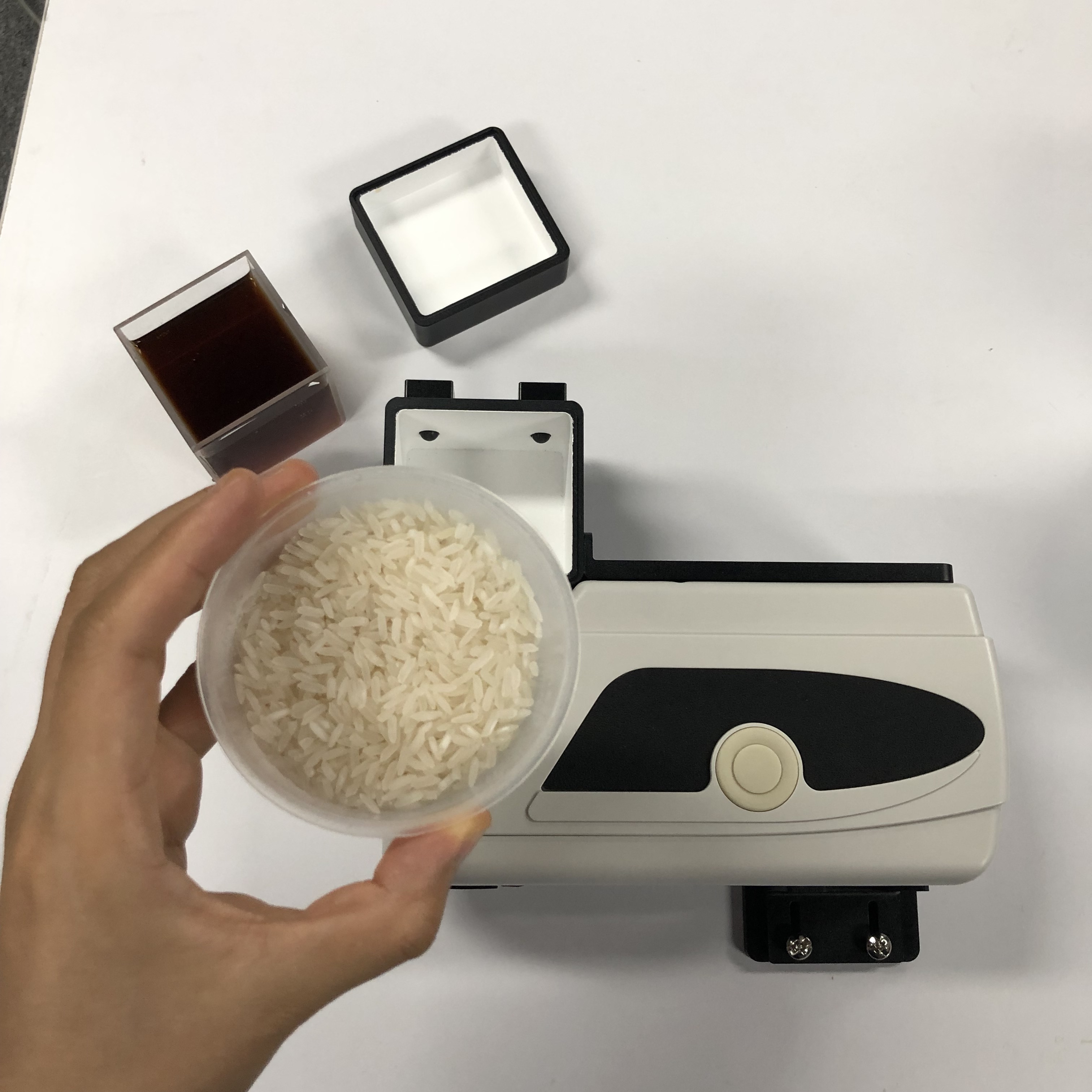 Cheap 3nh NH300 colorimeter portable color measurement ( LAB scale ) system for powder flour whiteness yellowness test