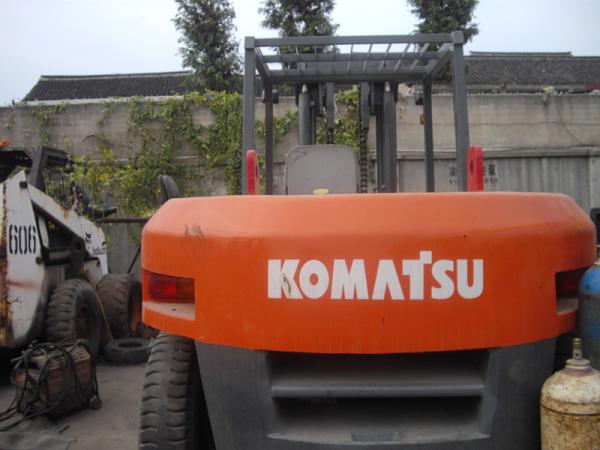 Buy cheap Used Komatsu 10T Forklift ISUZU engine with Original Paint from wholesalers