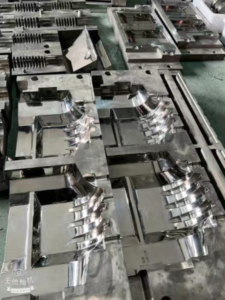 Transformer High Strength Resin Casting Crystal Clear Room Temperature
