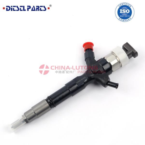 Buy cheap Diesel Common Rail Fuel Injector 23670-30050 for Denso Toyota Hiace 2kd-Ftv from wholesalers