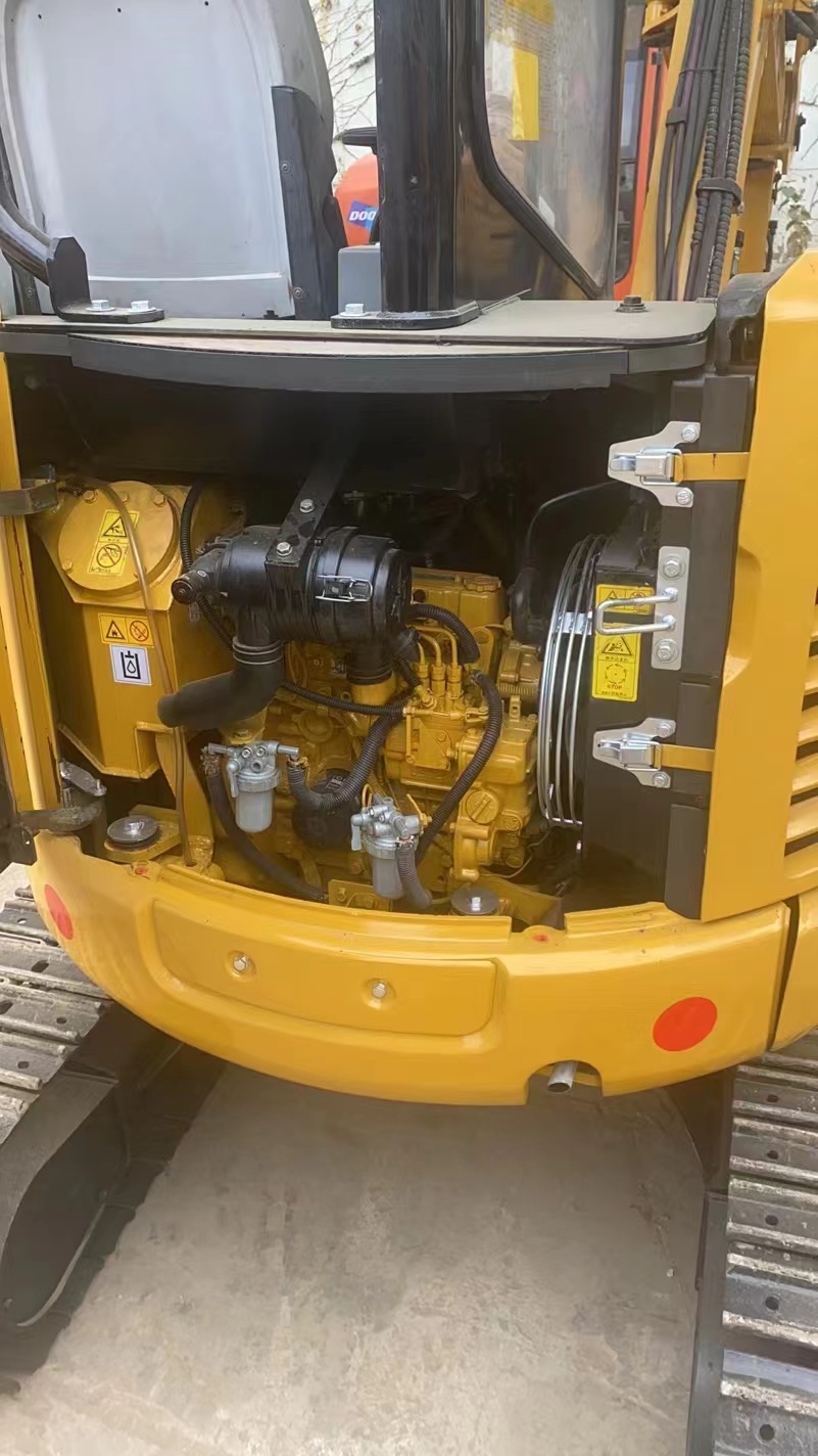 2 Ton Used CAT302.5C Micro Hydraulic Crawler Excavator CAT301.7 CAT302 CAT303 CAT304