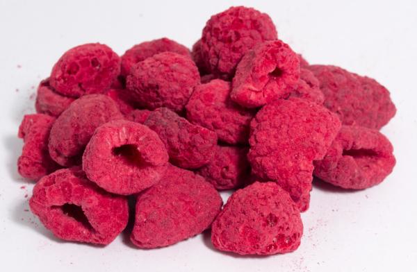 Buy cheap Microelements Contained Freeze Dried Raspberries Low Calorie For Adult / Child from wholesalers