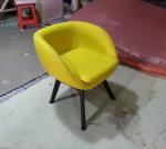 scoop low back chair