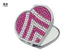 Unique Crystal Compact Mirror , Girl Using Heart Shaped Compact Mirror Favors