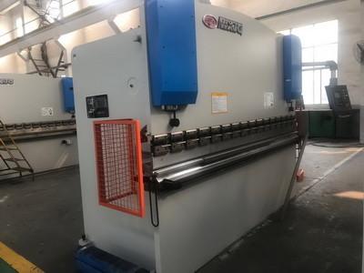 Buy cheap 7.5KW Motor Power Sheet Metal Press Brake With Steel Construction from wholesalers
