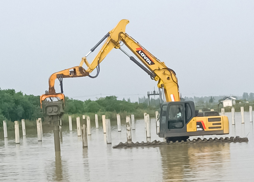 Hydraulic Hammer Pile Driver Marine Pile Driver 1 - 2m/Min