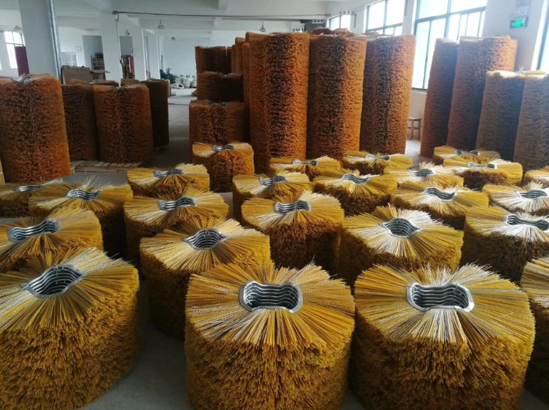 300mm OD Skid Steer Road Street Sweeper Brush Attachment PP fiber