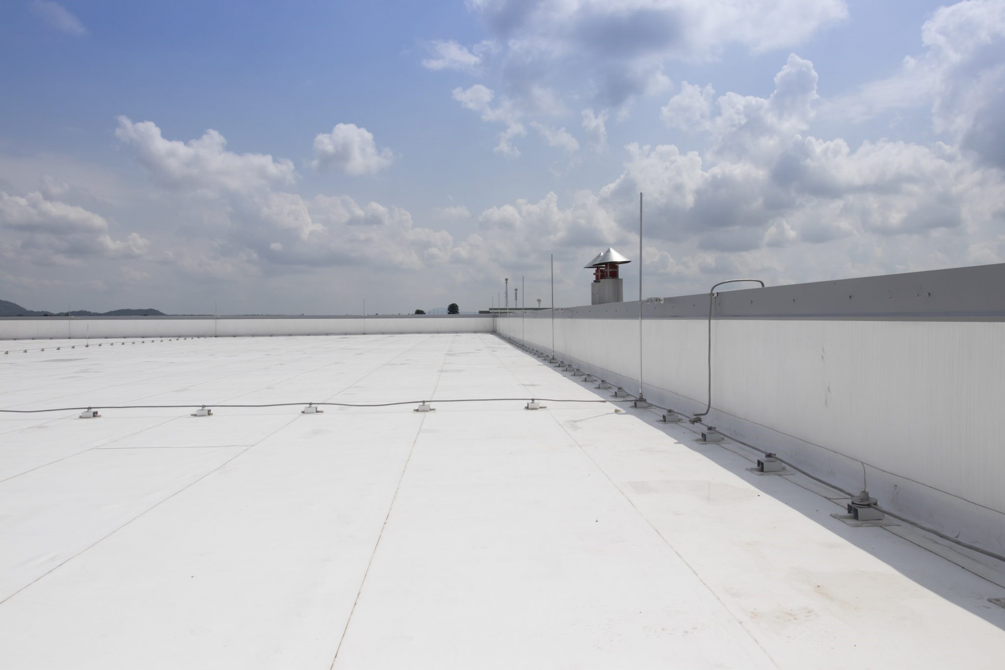 HDG Steel Ballasted Solar Mounting Systems Photovoltaic Flat Roof Racking