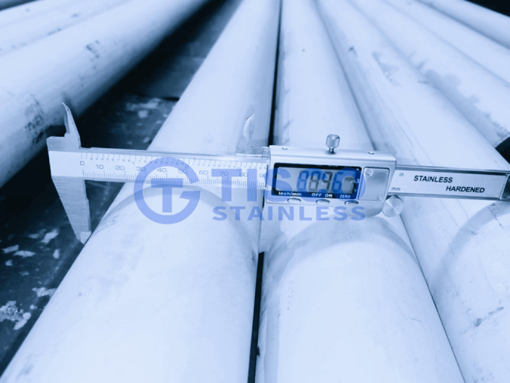 Sliver Color Stainless Steel Pipe Tube for Customizable Length and ERW Welding Line Type