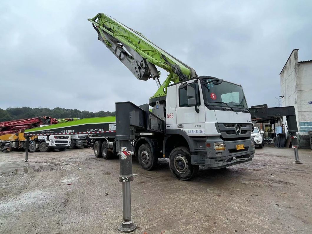 High Quality 2018 Zoomlion 56m Concrete Pump Truck for Sale Used Zoomlion Concrete Pump Price
