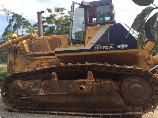 Buy cheap Original japan Used KOMATSU D375A Bulldozer For Sale from wholesalers