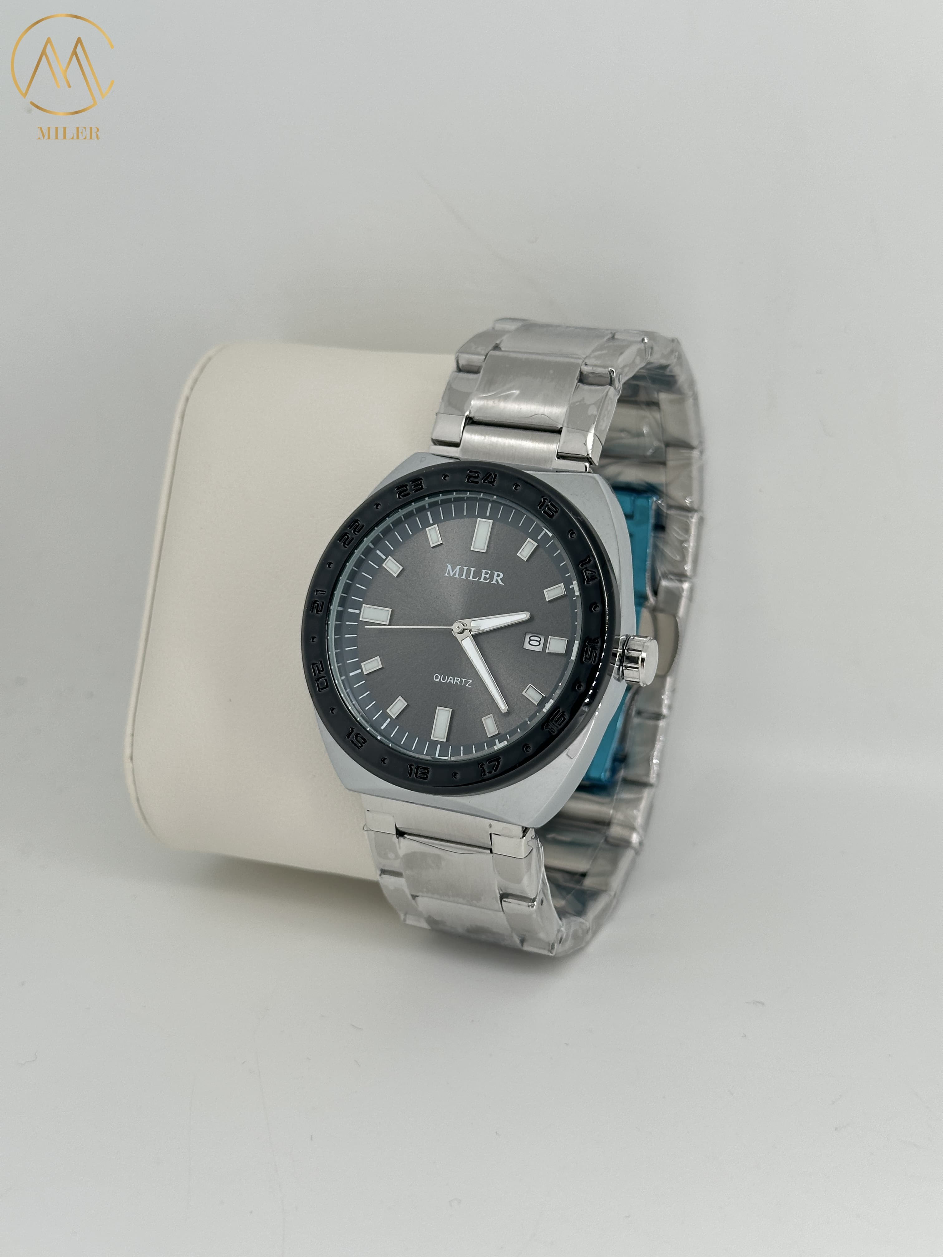 Simple Business Quartz Watch Stainless Steel Strap Wristwatch For Men With Calendar