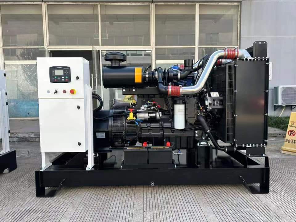 15KW 18KW 24kva 50HZ 380V Silent Type Diesel Generator Powered by Cummins 4B3.9-G11 Engine