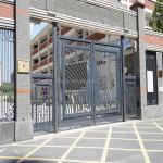 American Standard Wrought Iron Gate Heat Insulation Material For Superior Safety