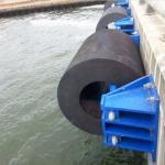 Heavy Duty Cylindrical Rubber Bumper For Boat PIANC2002 Certified