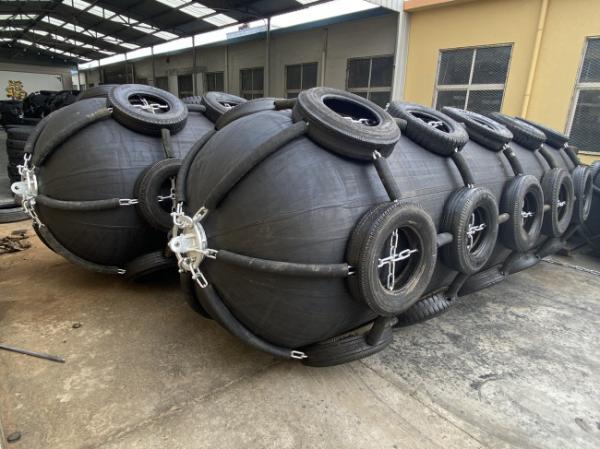 Buy cheap Galvanized Accessories Ship Rubber Fender 80kpa Pneumatic Yokohama Marine Fenders from wholesalers