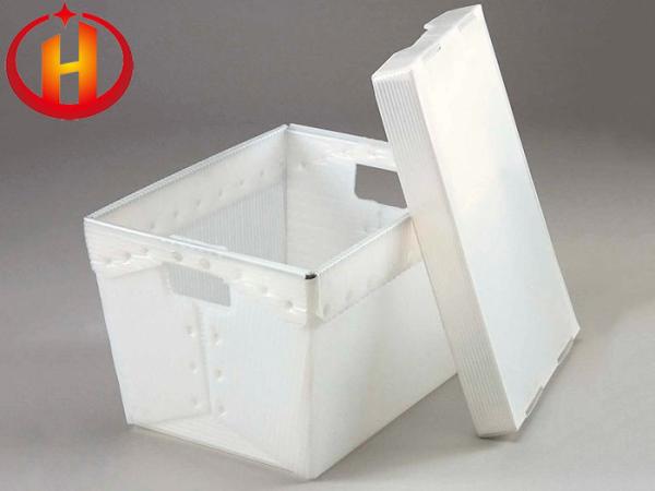 Buy cheap White 600GSM Corrugated Plastic Packaging Boxes Frame Retardant from wholesalers