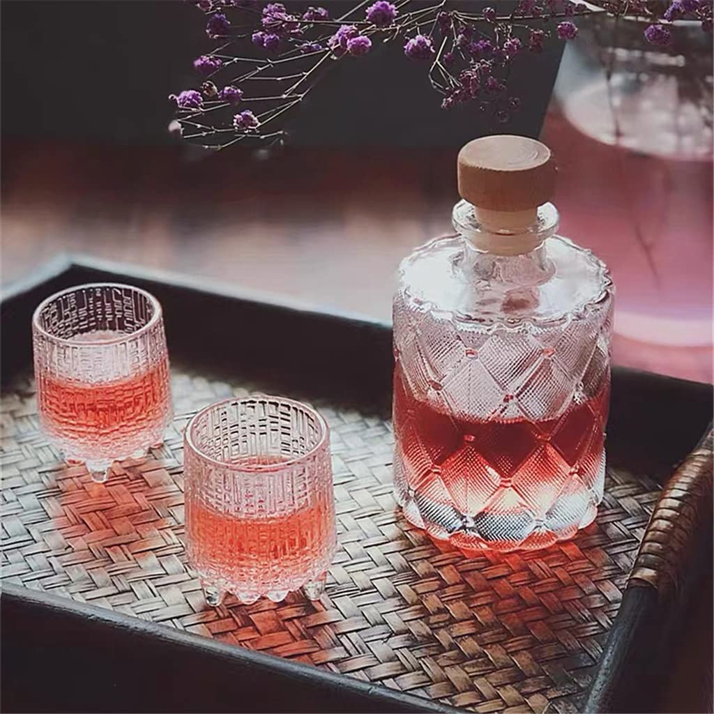 Round 200 ml 500 ml 700 ml Glass Bottle for Whisky Vodka Wine Carving Cork Juice Milk Tea Drink