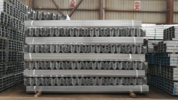 Buy cheap 4320*310*83*3mm Galvanized Guard Rail from wholesalers