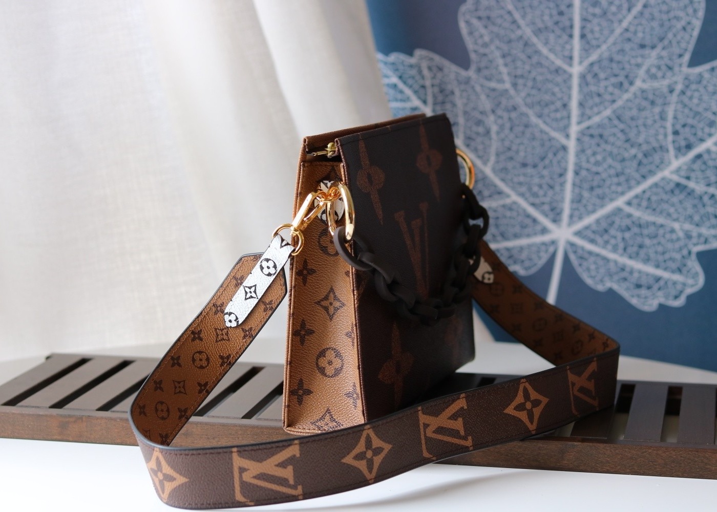 M47547 Wash Bag Monogram Carvas And Genunie Leather Luxury Chain Bag Make Up Cross-Body Bag