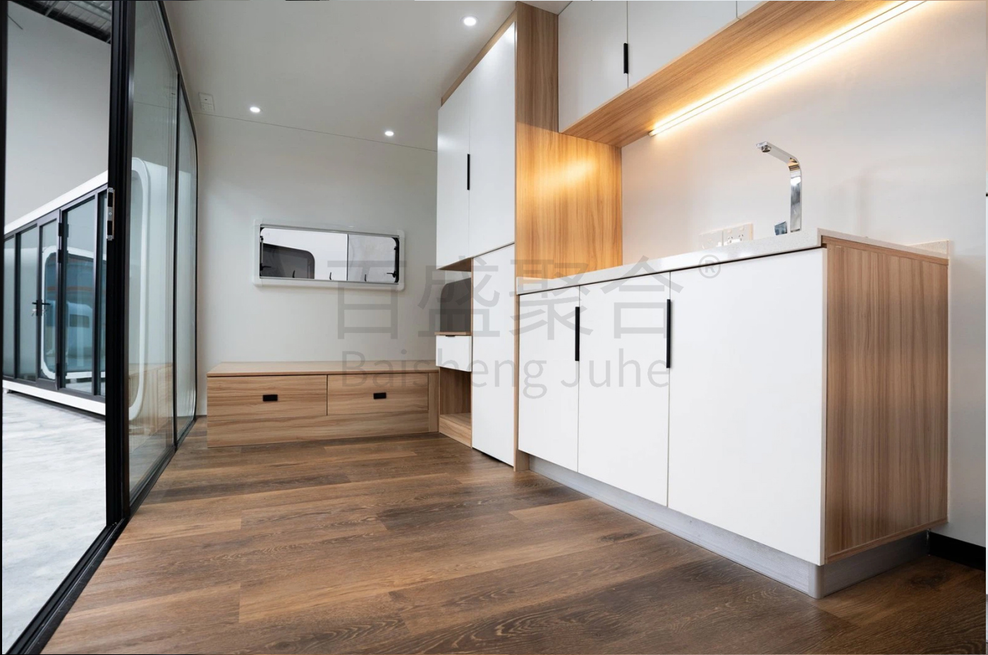 Transport and load 20ft 40ft Prefab Container Pod Movable Cabin Office Portable Apple Home